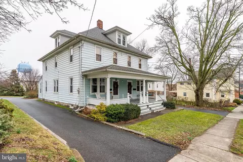 6239 6235 Main St, East Petersburg, PA 17520