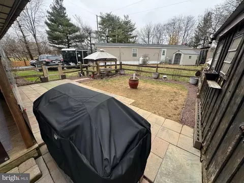 413 Mitch Dr, Mount Joy, PA 17552 photo 7
