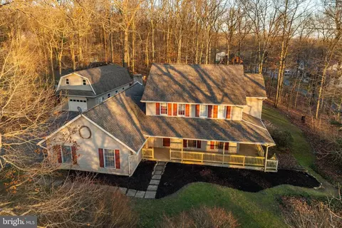 1039 Elwood St, Narvon, PA 17555