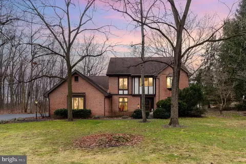 342 Westview Dr, Elizabethtown, PA 17022