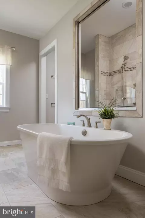 Bath - 333 Cameron Ln #NOTTINGHAM, Lititz, PA 17543 photo 6 of 8