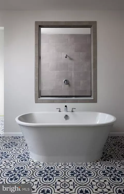 Bath - 333 Cameron Ln #NOTTINGHAM, Lititz, PA 17543 photo 8 of 8