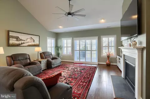 Living - 591 Allegiance Dr, Lititz, PA 17543 photo 1 of 7