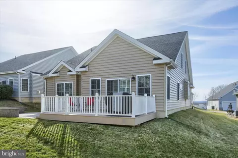 Exterior - 591 Allegiance Dr, Lititz, PA 17543 photo 8 of 13