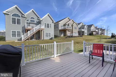 Exterior - 591 Allegiance Dr, Lititz, PA 17543 photo 12 of 13