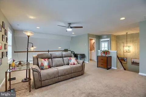 Living - 591 Allegiance Dr, Lititz, PA 17543 photo 5 of 7