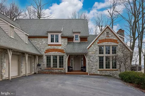 Exterior - 333 E Woods Dr, Lititz, PA 17543 photo 14 of 16