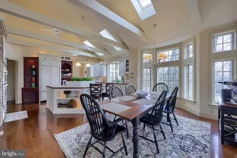 Dining - 333 E Woods Dr, Lititz, PA 17543 photo 1 of 3