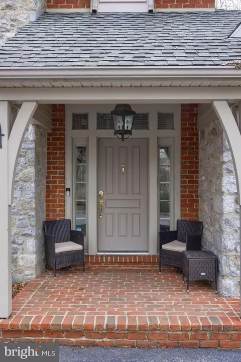 Exterior - 333 E Woods Dr, Lititz, PA 17543 photo 12 of 16