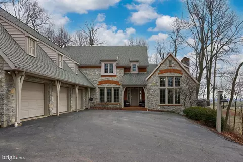 Exterior - 333 E Woods Dr, Lititz, PA 17543 photo 13 of 16