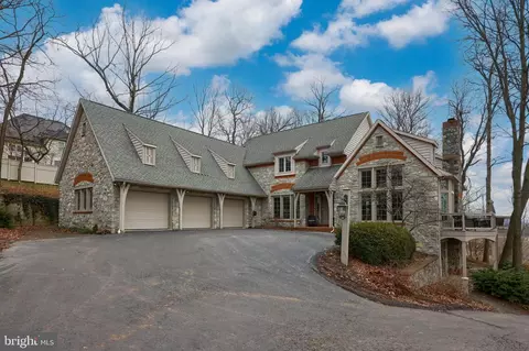 Exterior - 333 E Woods Dr, Lititz, PA 17543 photo 2 of 16