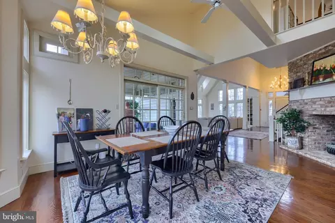 Dining - 333 E Woods Dr, Lititz, PA 17543 photo 3 of 3