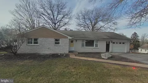 991 Groff Ave, Elizabethtown, PA 17022