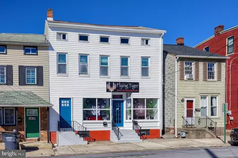 447 Cherry St, Columbia, PA 17512