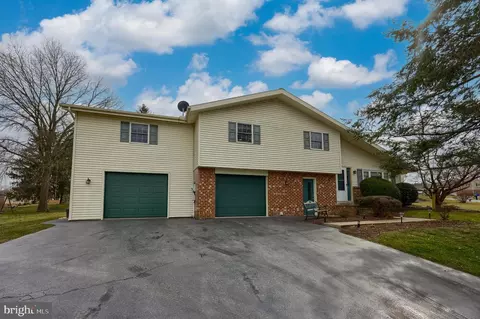 1475 Jerry Ln, Manheim, PA 17545