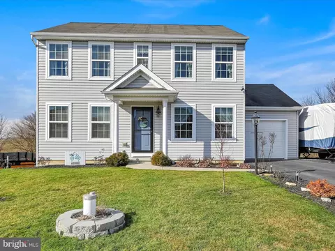 116 Creekview Dr, Paradise, PA 17562