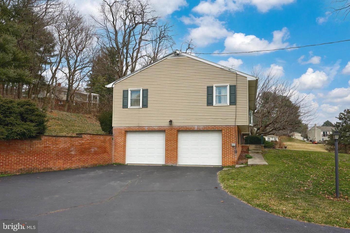 Exterior - 723 Owl Hill Rd, Lititz, PA 17543 photo 6 of 13