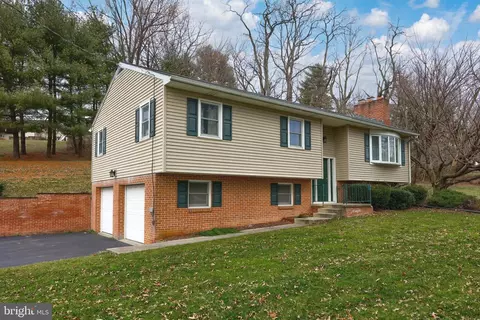 Exterior - 723 Owl Hill Rd, Lititz, PA 17543 photo 5 of 13