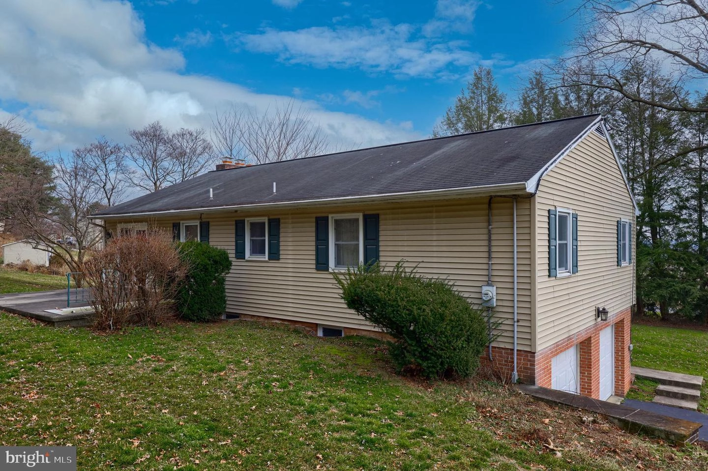Exterior - 723 Owl Hill Rd, Lititz, PA 17543 photo 10 of 13