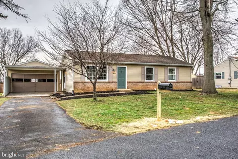 20 Pajill Dr, Marietta, PA 17547