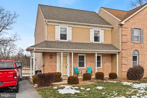 2536 Chrismar Way, East Petersburg, PA 17520