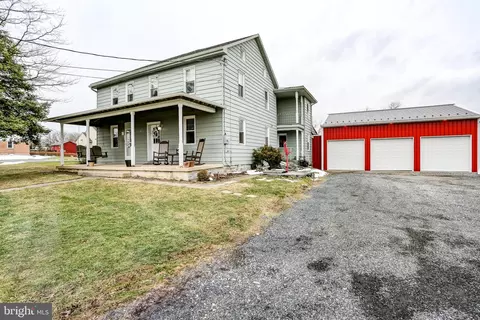 31 W Ridge Rd, Elizabethtown, PA 17022