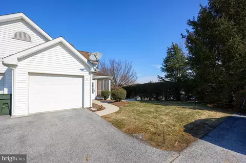 Exterior - 656 Farnum Rd, Lititz, PA 17543 photo 8 of 12