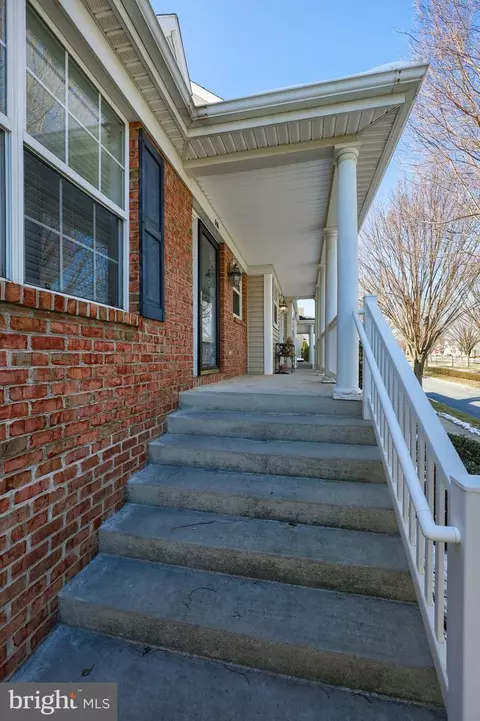 Exterior - 656 Farnum Rd, Lititz, PA 17543 photo 10 of 12