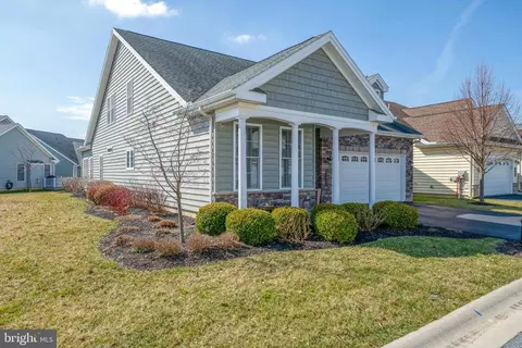 Exterior - 481 Patriots Way, Lititz, PA 17543 photo 2 of 9