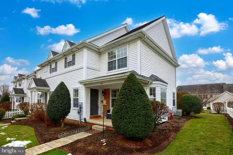 665 Wallingford Rd, Lititz, PA 17543