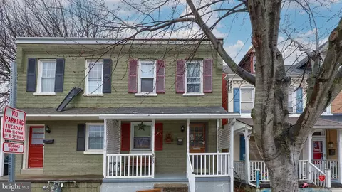 853 4th St, Lancaster, PA 17603