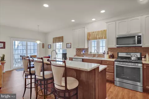 417 Resolution Dr, Lititz, PA 17543 photo 13