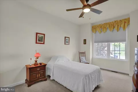 417 Resolution Dr, Lititz, PA 17543 photo 3