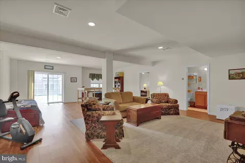417 Resolution Dr, Lititz, PA 17543 photo 28