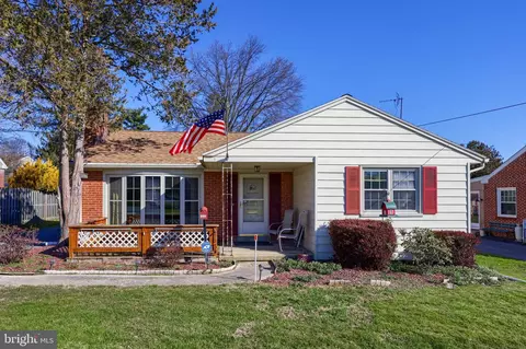 1925 Temple Ave, Lancaster, PA 17603