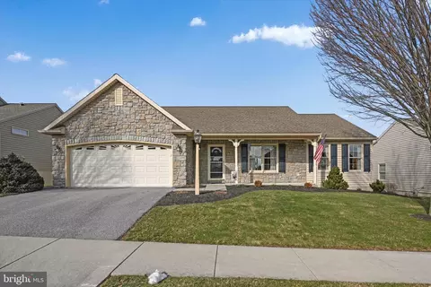 720 Heather Rdg, Manheim, PA 17545
