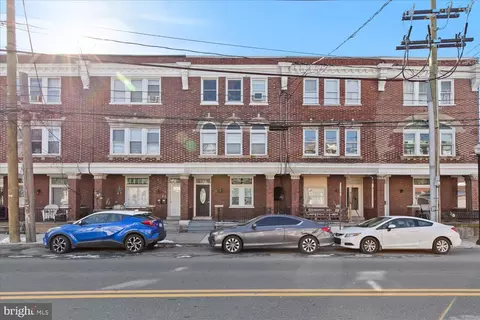 24 W James St, Lancaster, PA 17603