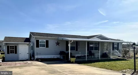 147 Aster Dr, New Providence, PA 17560
