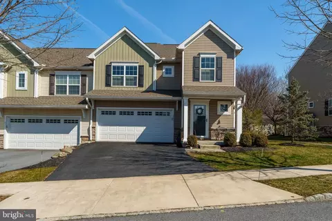 309 Weatherfield Pl, Lancaster, PA 17603