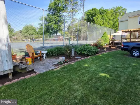 Exterior - 36 Maple St, Lititz, PA 17543 photo 7 of 19