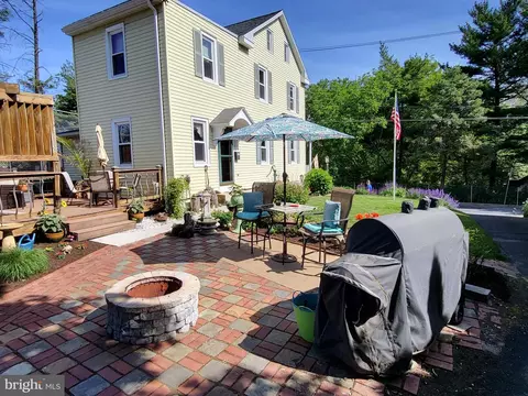 Exterior - 36 Maple St, Lititz, PA 17543 photo 8 of 19