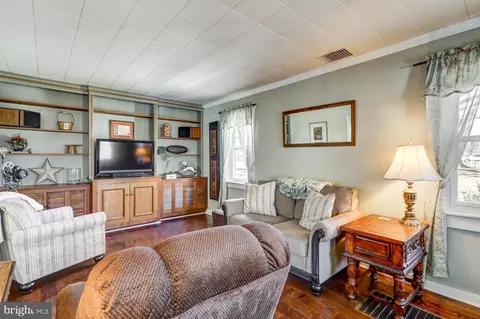 Other - 36 Maple St, Lititz, PA 17543 photo 2 of 8