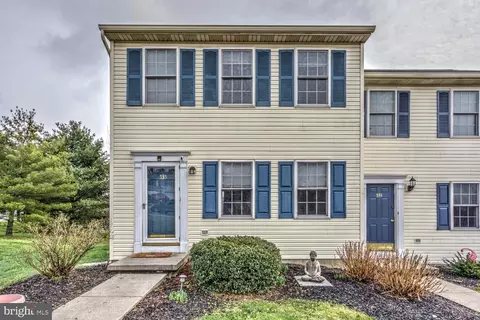 535 Wood Duck Dr, Manheim, PA 17545