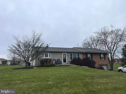 3720 Bossler Rd, Elizabethtown, PA 17022