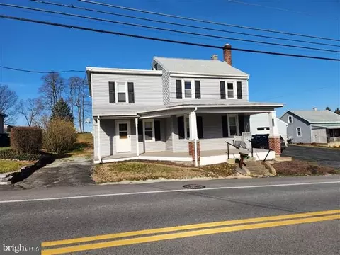 1135 Turnpike Rd, Elizabethtown, PA 17022