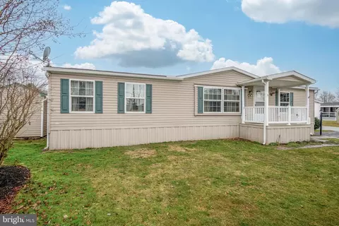 2 Janis Rd, Gordonville, PA 17529