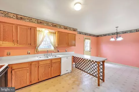 30 Mazzotta Rd, Stevens, PA 17578 photo 8