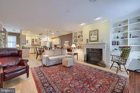 Living - 355 English Ivy Dr, Lititz, PA 17543 photo 3 of 6