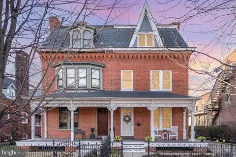 623 Chestnut St, Columbia, PA 17512