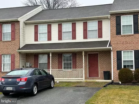 164 Heatherwood Dr, Ephrata, PA 17522